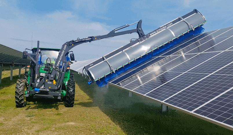 Brazo D2 – Sistema Automático de Limpieza para Paneles Solares